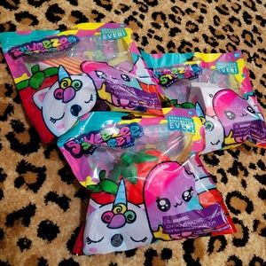 Skweeze Street Foam Toys